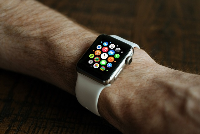 applewatch on wrist